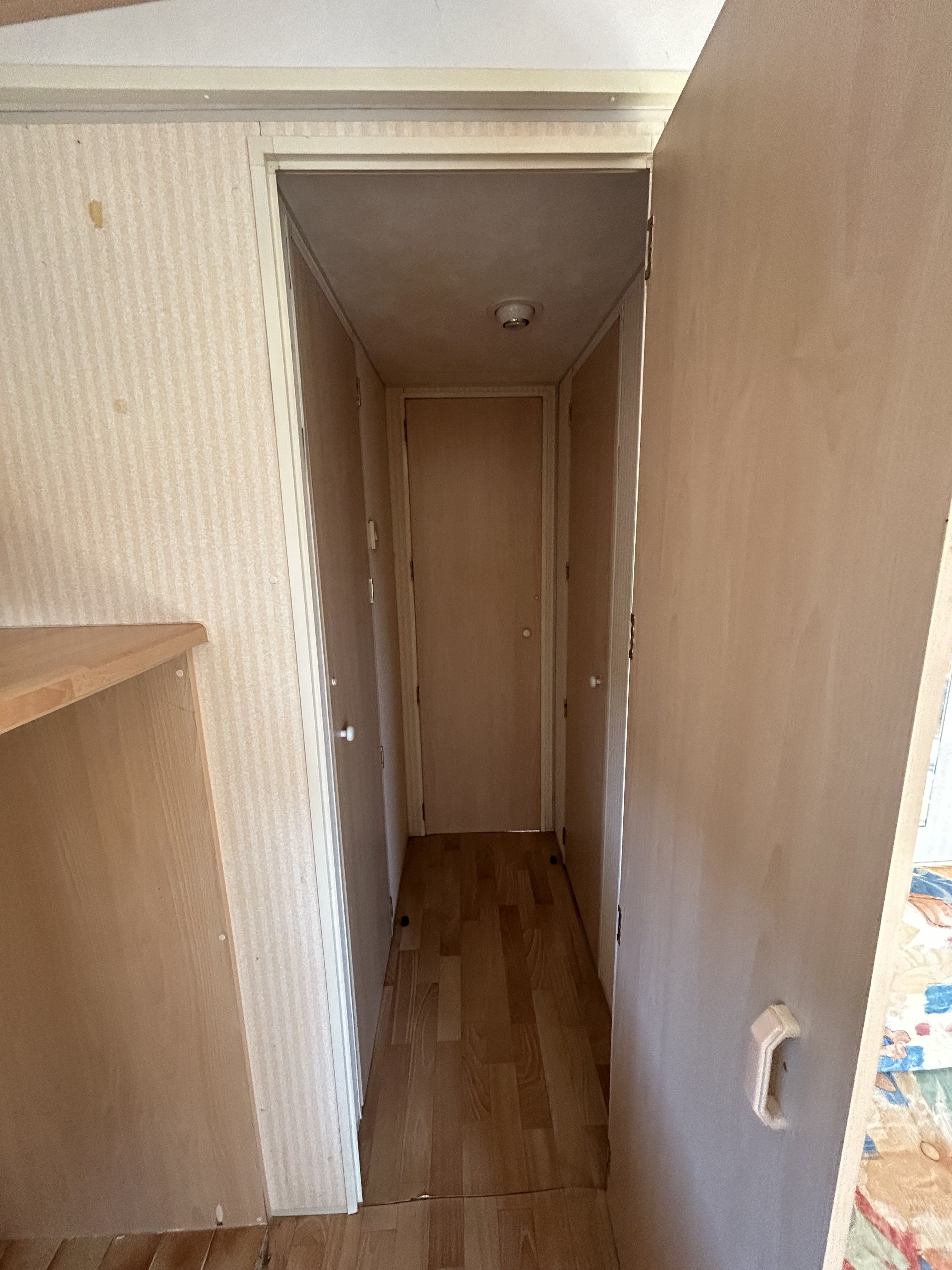 T2     WILLERBY COTTAGE