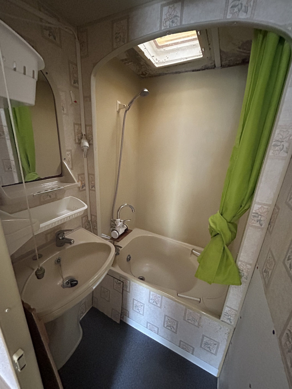 T2 WILLERBY GRANADA 32x12